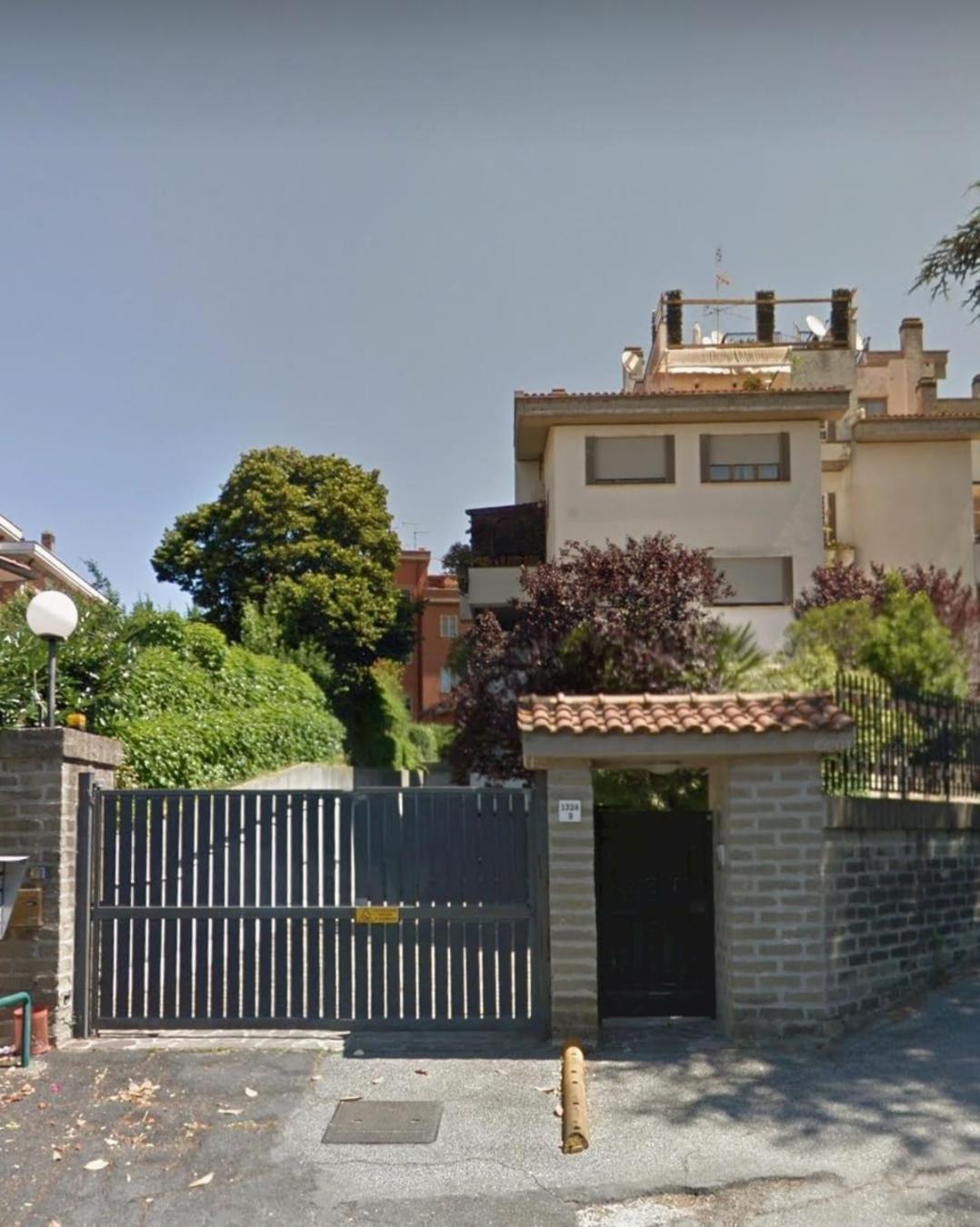 Sweet Apartment *